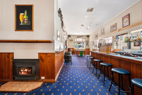 Empire Hotel Queenstown - Northern Rivers Accommodation 18