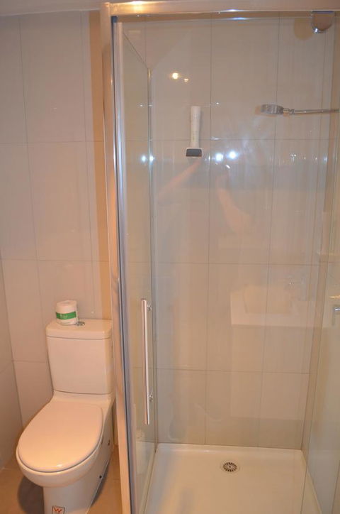Empire Hotel Queenstown - Northern Rivers Accommodation 2