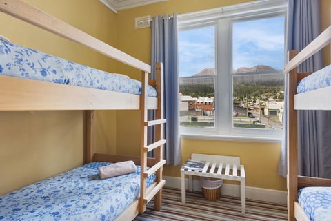 Empire Hotel Queenstown - Northern Rivers Accommodation 9