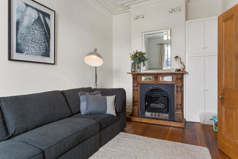 WEST NEST | Classic 3BR Hobart Terrace BEST Location, View, Close To City - Northern Rivers Accommodation 13