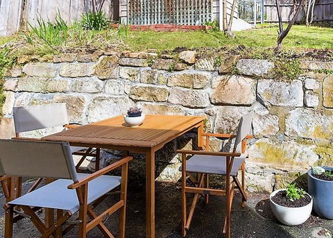 WEST NEST | Classic 3BR Hobart Terrace BEST Location, View, Close To City - Northern Rivers Accommodation 21