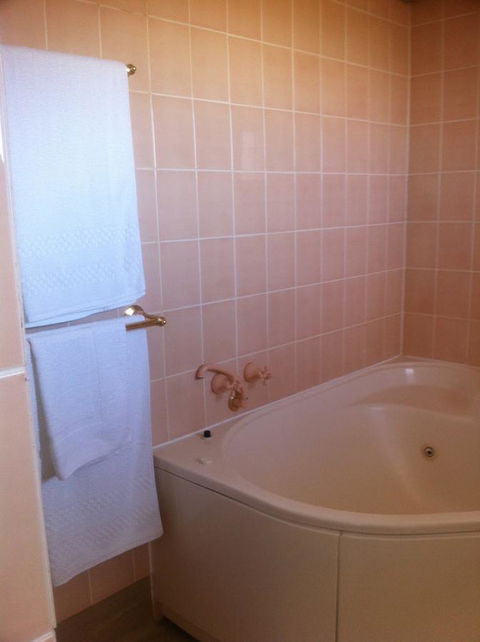 The Waterloo Hotel - Northern Rivers Accommodation 41