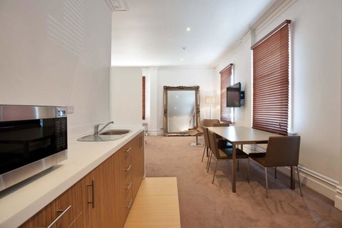 Ikon Hotel - Northern Rivers Accommodation 24