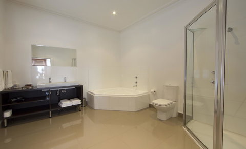 Ikon Hotel - Northern Rivers Accommodation 2