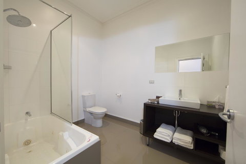 Ikon Hotel - Northern Rivers Accommodation 14