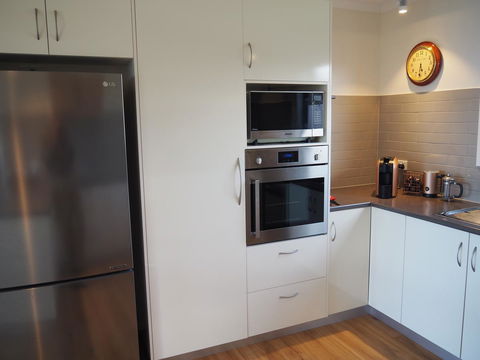 GRANITE BEACH HOUSE @ Bay Of Fires - Northern Rivers Accommodation 11