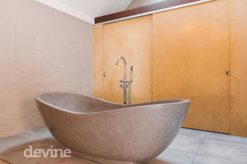 Devine Stays - Hayloft On ELizabeth - Northern Rivers Accommodation 2