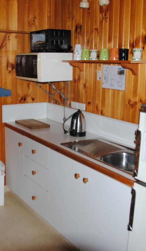 The Wombat Cottage - Northern Rivers Accommodation 11