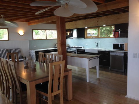 Driftwood Bay Of Fires - Northern Rivers Accommodation 9