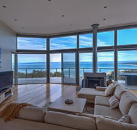 Halcyon  Immerse yourself in the sky and sea - Northern Rivers Accommodation