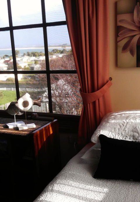 Touchwood Cottages - Northern Rivers Accommodation 24