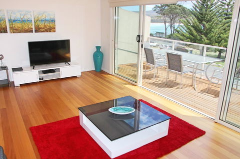Seaview Apartment - Northern Rivers Accommodation 1