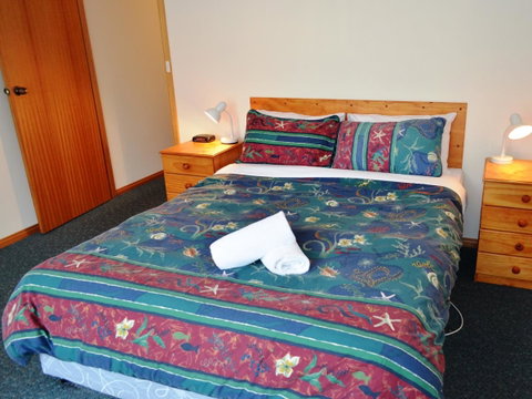 Coles Bay Waterfronter 2 - Northern Rivers Accommodation 6