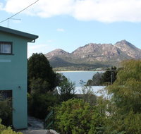 Coles Bay Waterfronter 2 - Northern Rivers Accommodation