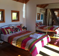 The Tree House - Northern Rivers Accommodation
