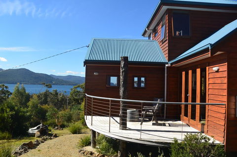 The Tree House - Northern Rivers Accommodation 4