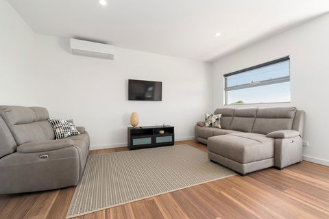 Rosewater Townhouses Dromana - Northern Rivers Accommodation 25