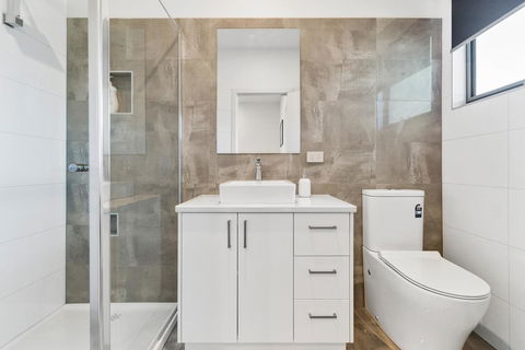 Rosewater Townhouses Dromana - Northern Rivers Accommodation 11