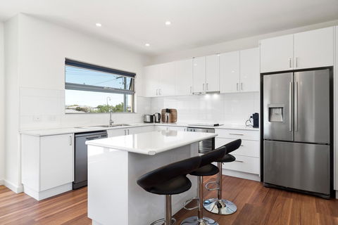 Rosewater Townhouses Dromana - Northern Rivers Accommodation 23