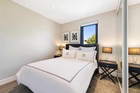 Manhattan Apartments - Notting Hill - Northern Rivers Accommodation 24