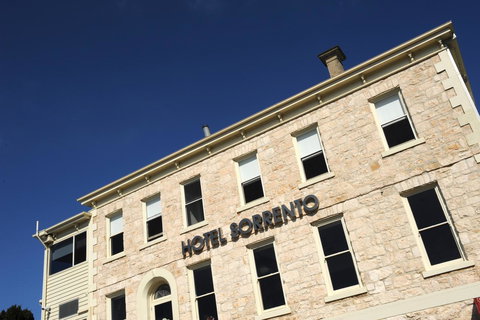 Hotel Sorrento - Northern Rivers Accommodation 32