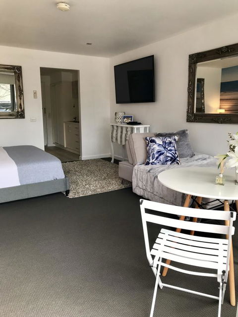 Lorne World - Northern Rivers Accommodation 5