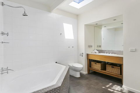Front Beach House - Northern Rivers Accommodation 22