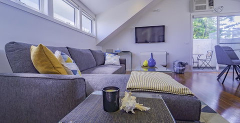 Bayview Loft - Northern Rivers Accommodation 16