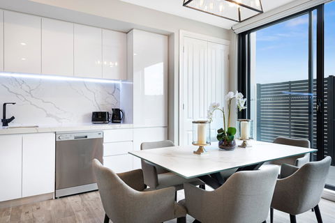Manhattan Apartments - Caulfield North - Northern Rivers Accommodation 18