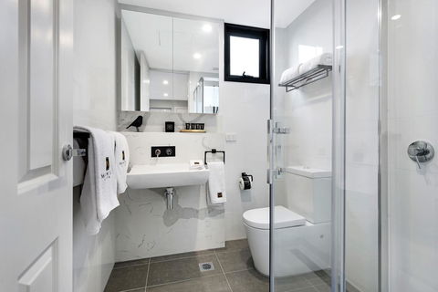 Manhattan Apartments - Caulfield North - Northern Rivers Accommodation 15