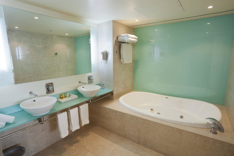 PARKROYAL Melbourne Airport - Northern Rivers Accommodation 18