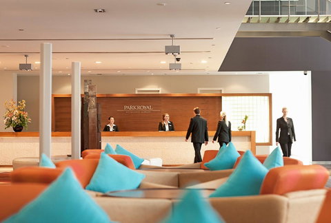 PARKROYAL Melbourne Airport - Northern Rivers Accommodation 8