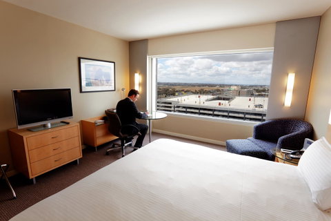 PARKROYAL Melbourne Airport - Northern Rivers Accommodation 31