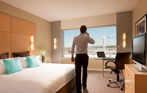 PARKROYAL Melbourne Airport - Northern Rivers Accommodation 40