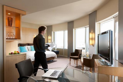 PARKROYAL Melbourne Airport - Northern Rivers Accommodation 43