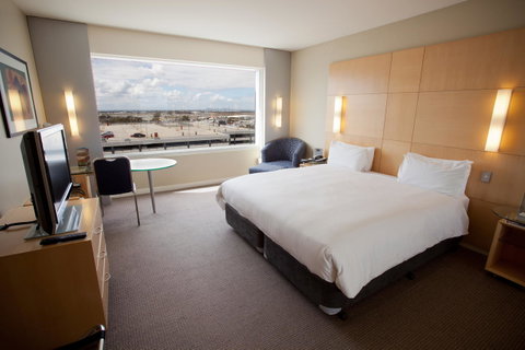 PARKROYAL Melbourne Airport - Northern Rivers Accommodation 28