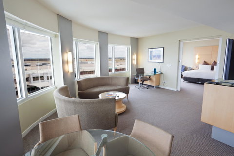 PARKROYAL Melbourne Airport - Northern Rivers Accommodation 30