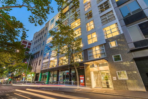 Mantra 100 Exhibition - Northern Rivers Accommodation 0