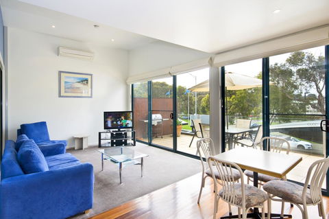 Anchorage Motel & Villas Lorne - Northern Rivers Accommodation 0