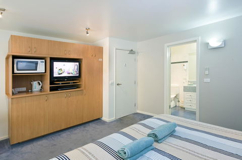 Anchorage Motel & Villas Lorne - Northern Rivers Accommodation 10