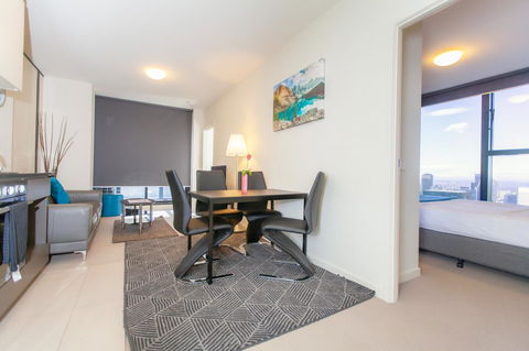 Melbourne SkyHigh Apartments - Northern Rivers Accommodation 7