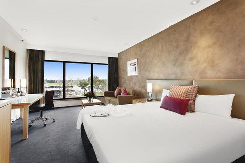 Mercure Melbourne Albert Park - Northern Rivers Accommodation 9