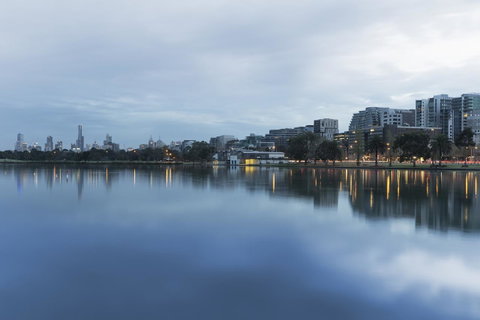 Mercure Melbourne Albert Park - Northern Rivers Accommodation 24