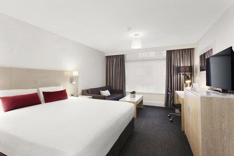 Mercure Melbourne Albert Park - Northern Rivers Accommodation 10