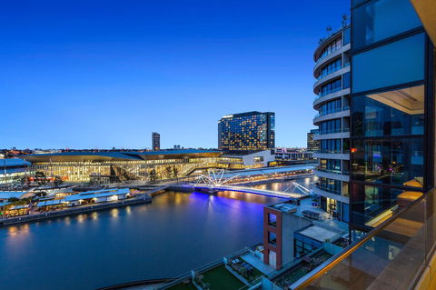 Melbourne Holiday Apartments Flinders Wharf - Northern Rivers Accommodation 10