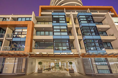 Melbourne Holiday Apartments Flinders Wharf - Northern Rivers Accommodation 0