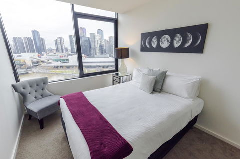 Waterfront Melbourne Apartments - Northern Rivers Accommodation 23