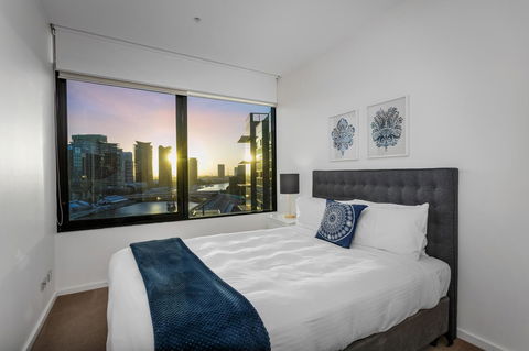 Waterfront Melbourne Apartments - Northern Rivers Accommodation 2