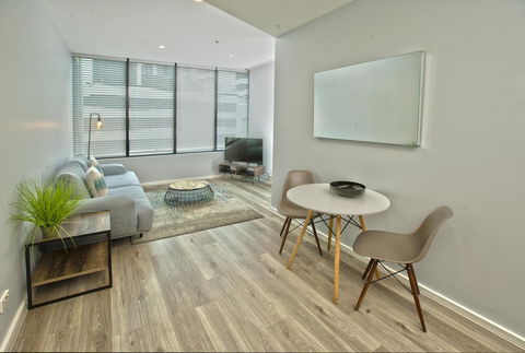 Waterfront Melbourne Apartments - Northern Rivers Accommodation 16