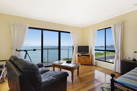 Clifftop Apartments Portland Vic - Northern Rivers Accommodation 1